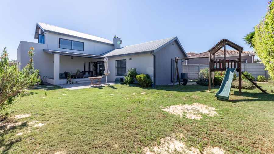 3 Bedroom Property for Sale in Parklands Western Cape